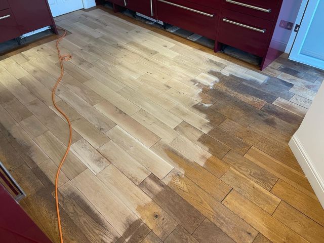 Oak looking awesome after sanding.